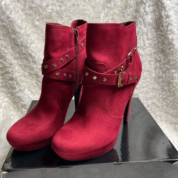 GBG Guess Deeka  Red synthetic suede ankle boots gold tone studs accents SZ10M - Picture 3 of 11
